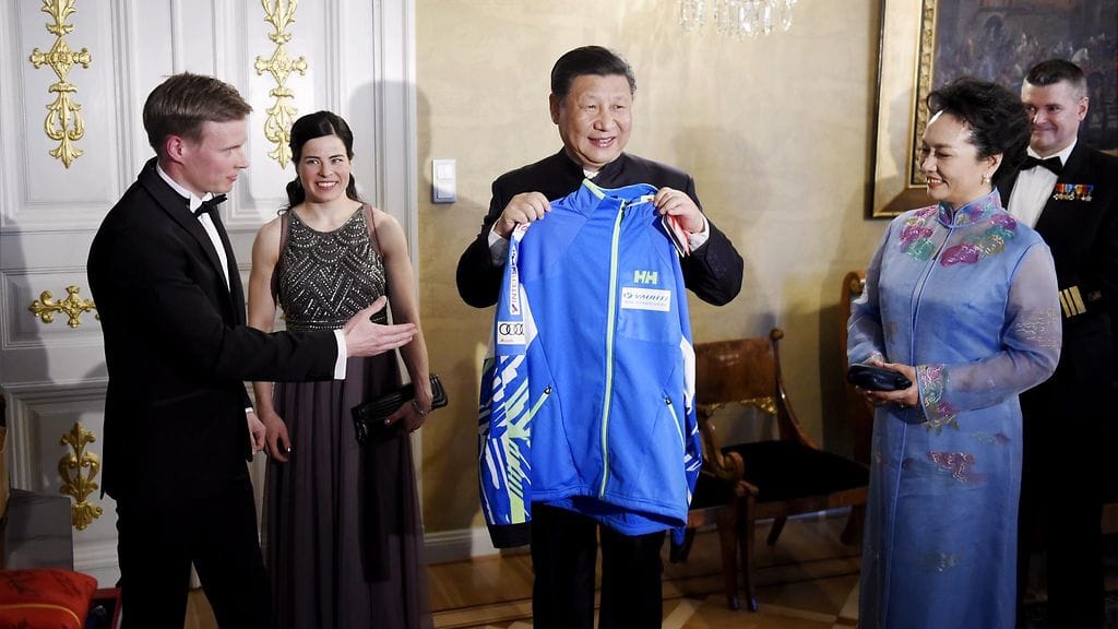 Jenni Haukio, Sauli Niinistö Kiinan presidenttiparin vierailun iltajuhla 5.4.2017 9