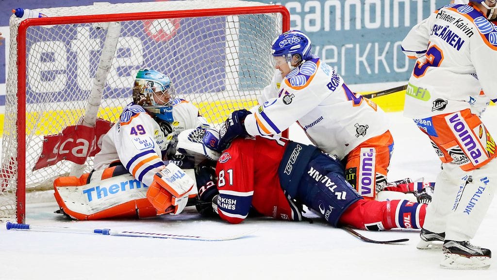 Tapparan Alexander Bonsaksen piti Kai Kantolan aisoissa.