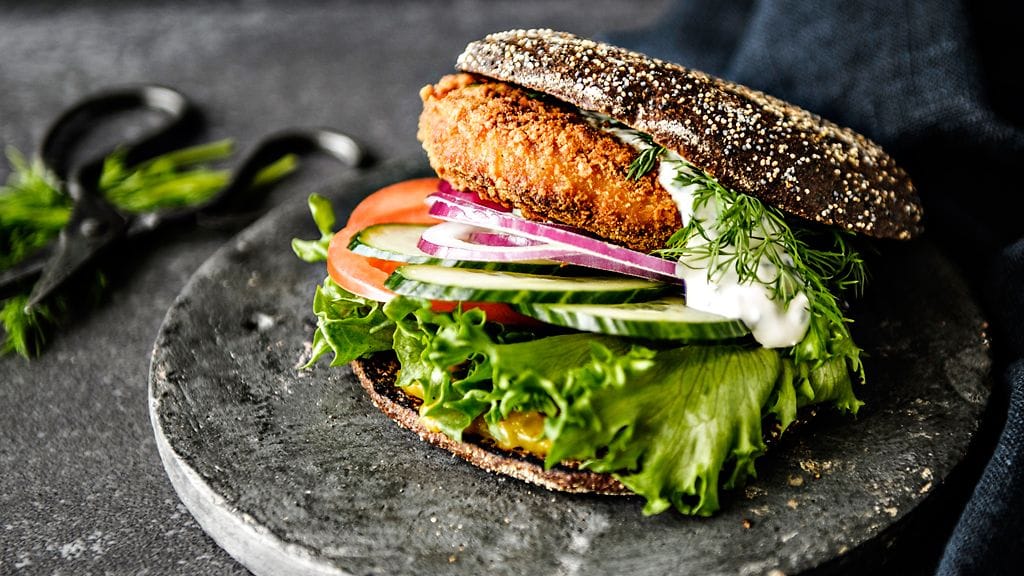 Kalapihvi sopii esimerkiksi burgerin väliin!