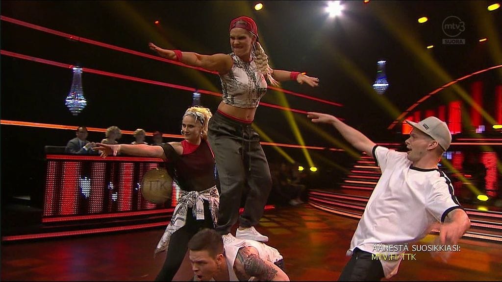 Battle_Laura_ja_Eevi