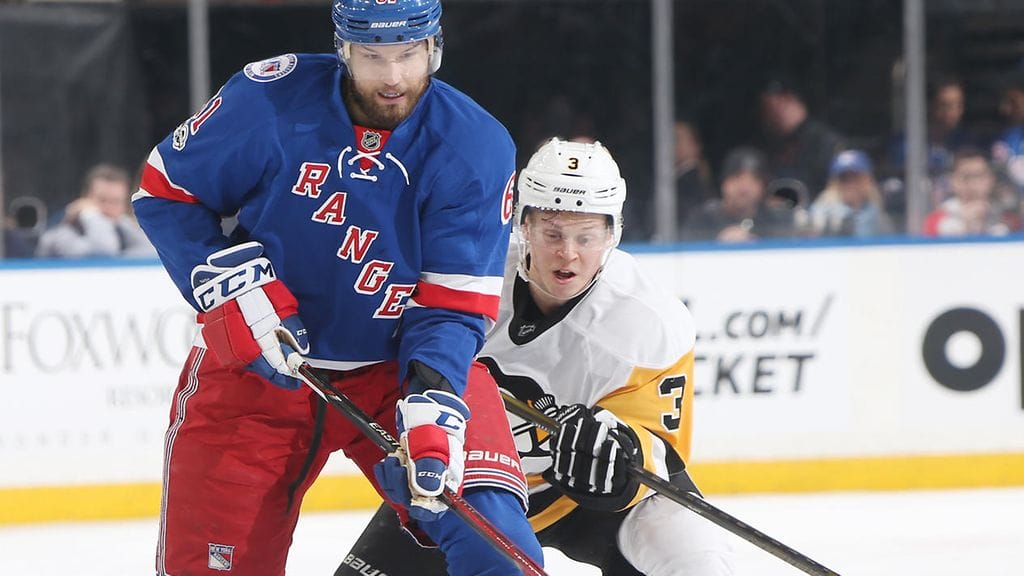 Olli Määttä taistelemassa Rick Nashia vastaan.