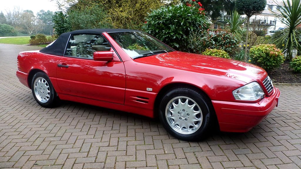 Auton hylkääminen oli omistajan mielestä ilmeisesti parempi ratkaisu kuin uusien avaimien tilaaminen.