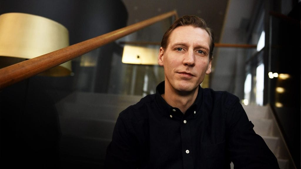 Tom of Finland -elokuvan tähti Pekka Strang näyttelee Kaivo-lyhytelokuvassa.