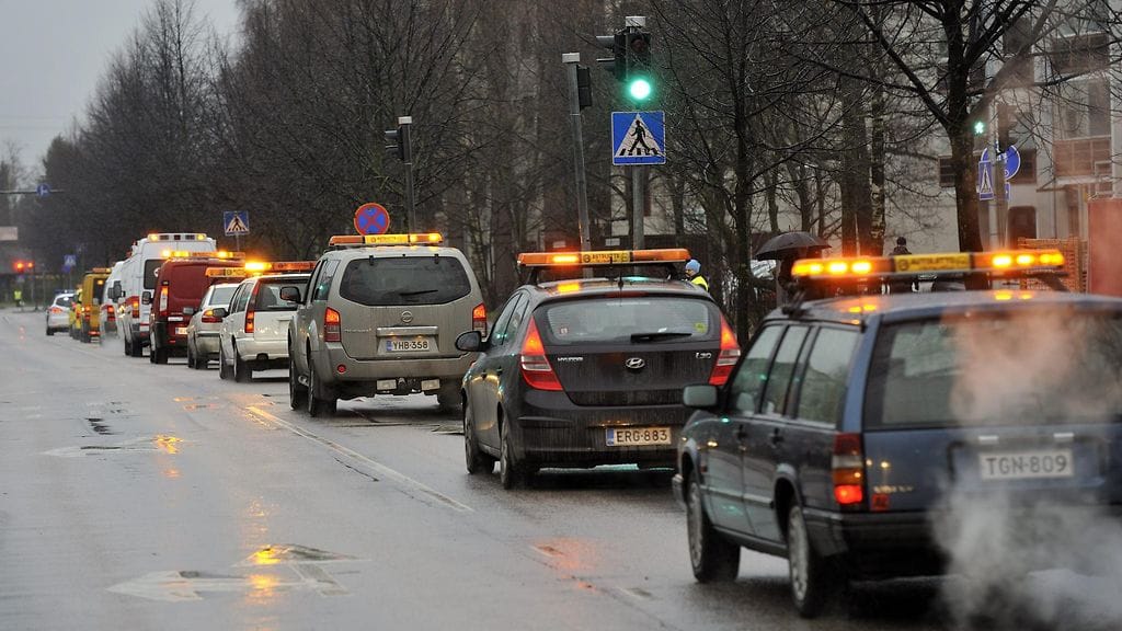 Autoliiton vapaaehtoiset tiepalvelumiehet ja -naiset päivystävät tänäkin pääsiäisenä.