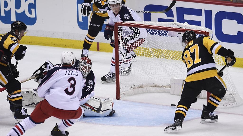 Sidney Crosby lapioi avausmaalin helposti.