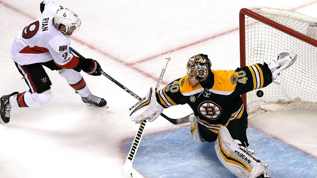 Bobby Ryan ohitti Tuukka Raskin jatkoerässä.