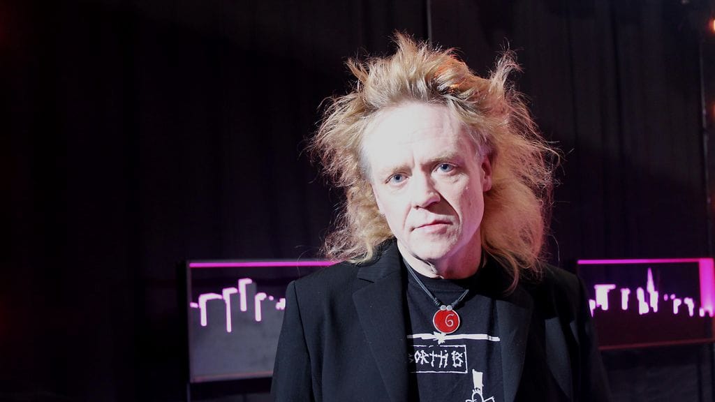 Jussi Hakulinen on Yö-yhtyeen alkuperäisjäsen.