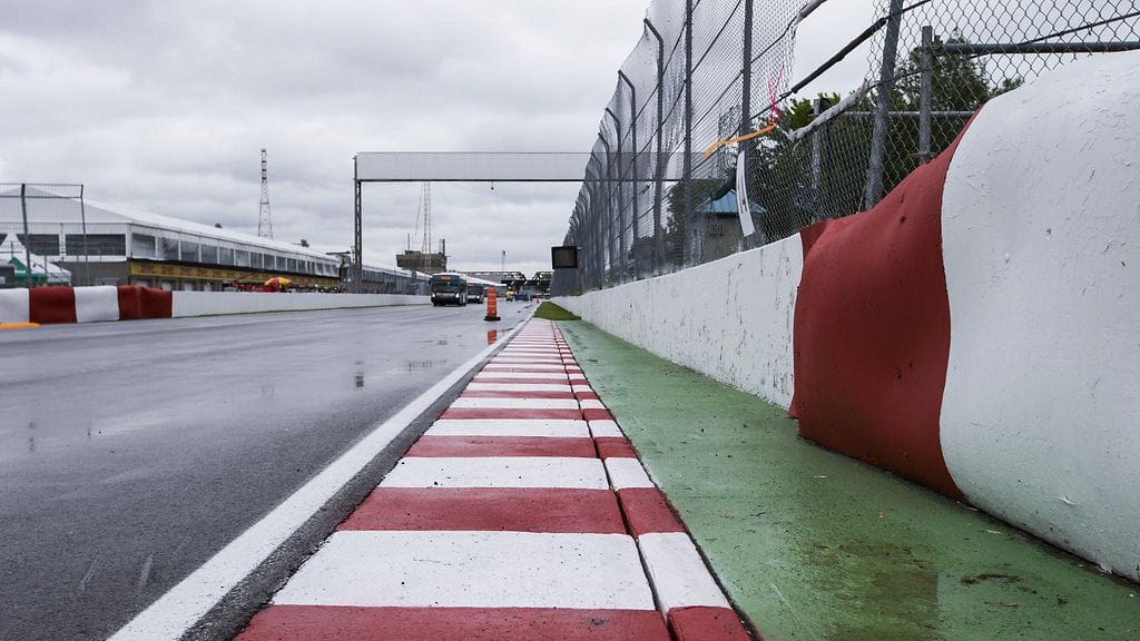 Mestareiden muuri Gilles Villeneuvin radalla.