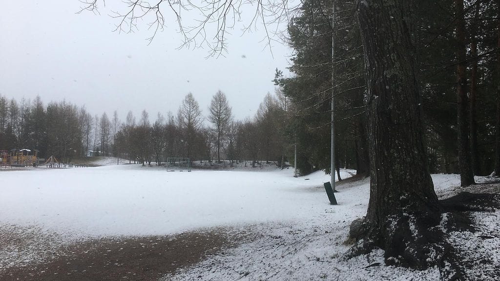 Lumi, kevät, Helsinki, maisema