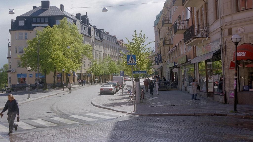 Arkistokuvaa Södertäljen kaupungista, missä Usko Uutinen löydettiin surmattuna 22 vuotta sitten.