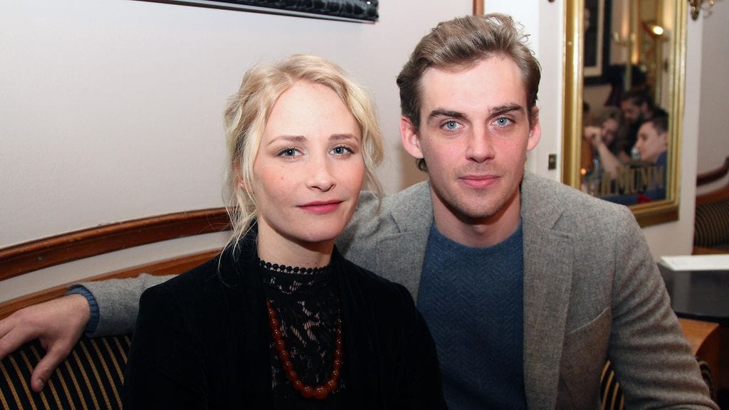 Malla Malmivaara ja Lauri Tilkanen (Irene ja Olavi Virta) 26.4.2017 1