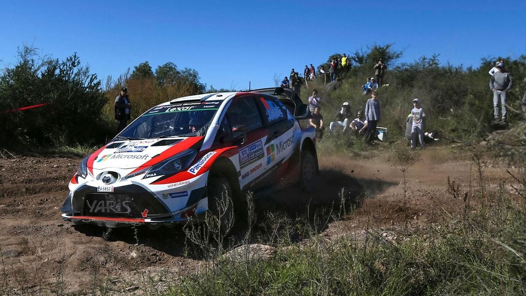 Jari-Matti Latvala on enää 14,1 sekunnin päässä Sebastien Ogierista, joka on rallissa viidentenä.