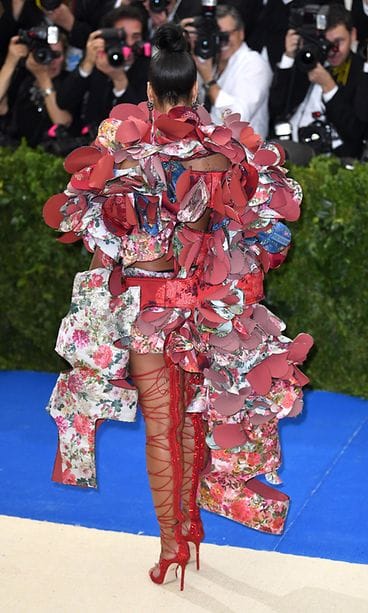 Rihanna Met-gaalassa 1.5.2017 6