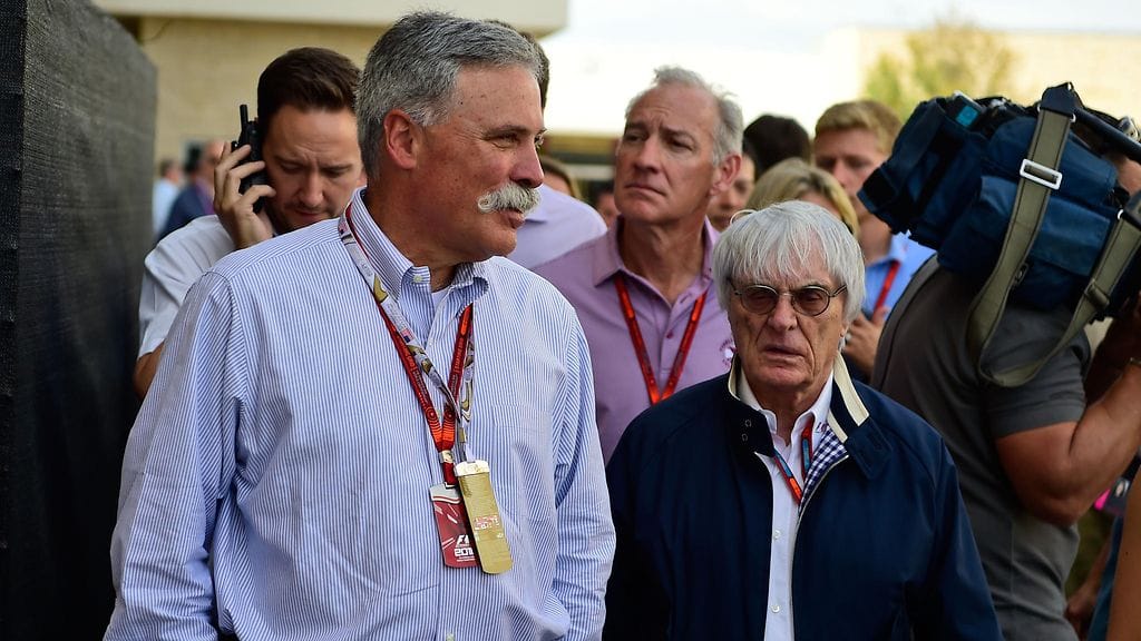 Chase Carey ja Bernie Ecclestone.