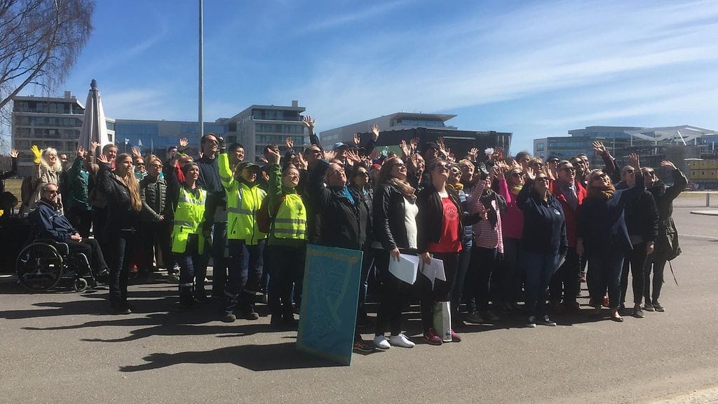 Roskat. siivous, talkoot, ryhmäkuva