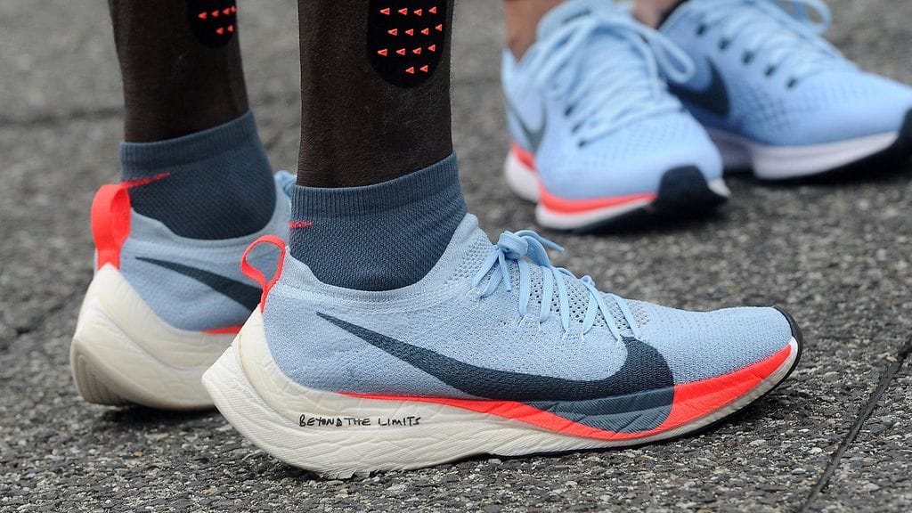 Eliud Kipchogen käyttämät kengät lauantaisessa juoksussa.