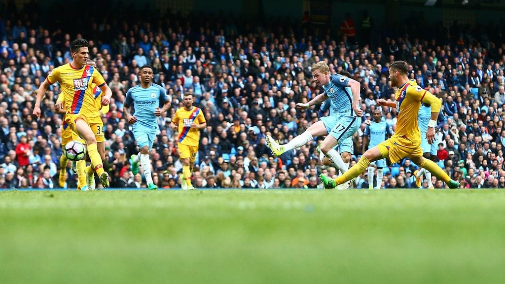Kevin de Bruyne maalasi Manchester Cityn kolmannen maalin Crystal Palacea vastaan.