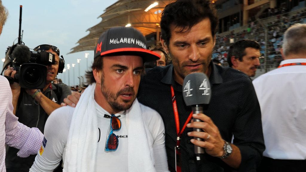 Fernando Alonso ja tv-kommentaattorina toimiva Mark Webber Bahrainissa huhtikuussa.