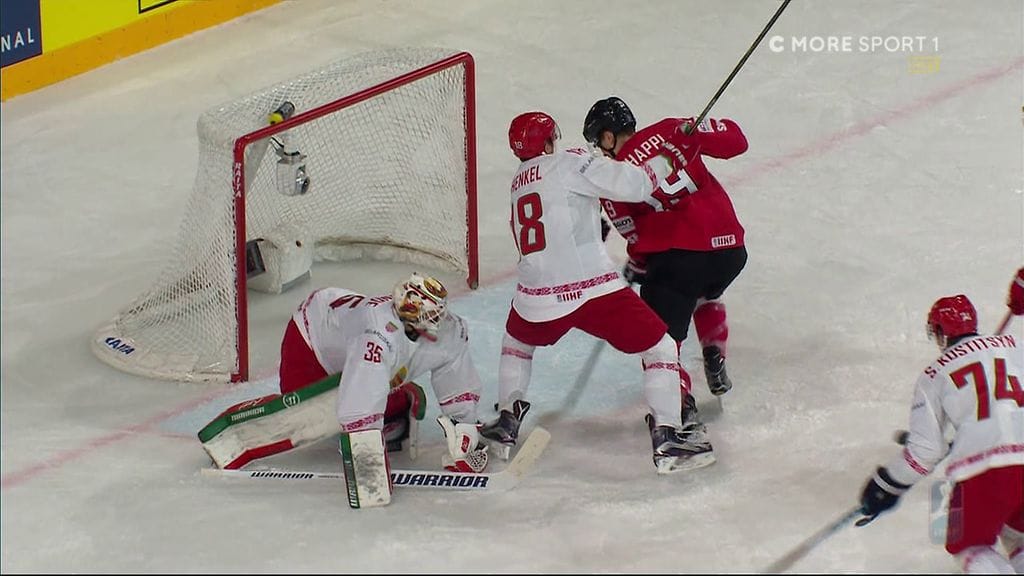 Reto Schäppi sohi Sveitsin 1-0-johtoon.