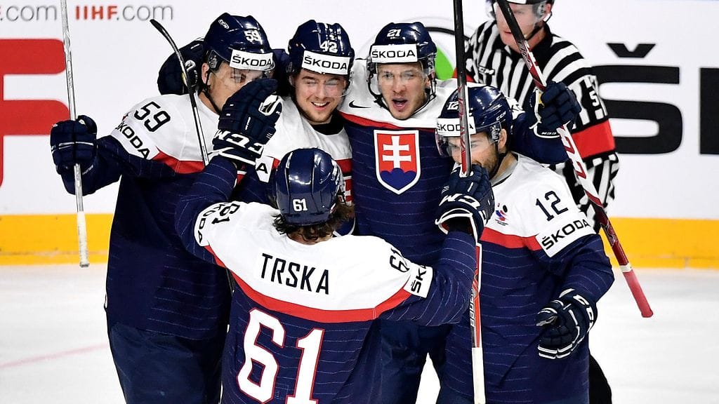 Slovakia tuulettaa 1-0 osumaa.