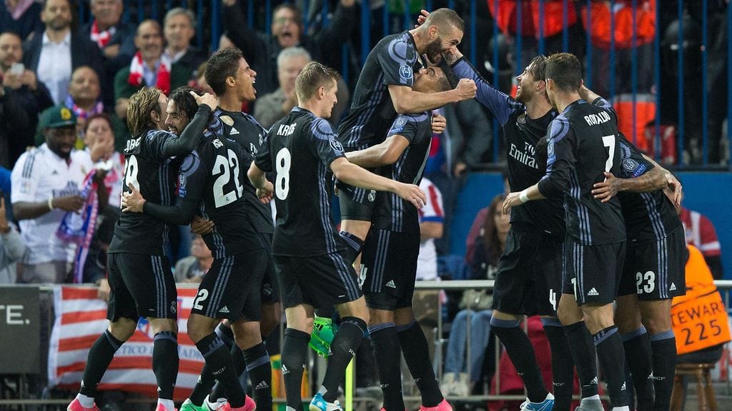 Real Madrid juhlii paikkaa Mestarien liigan finaalissa.