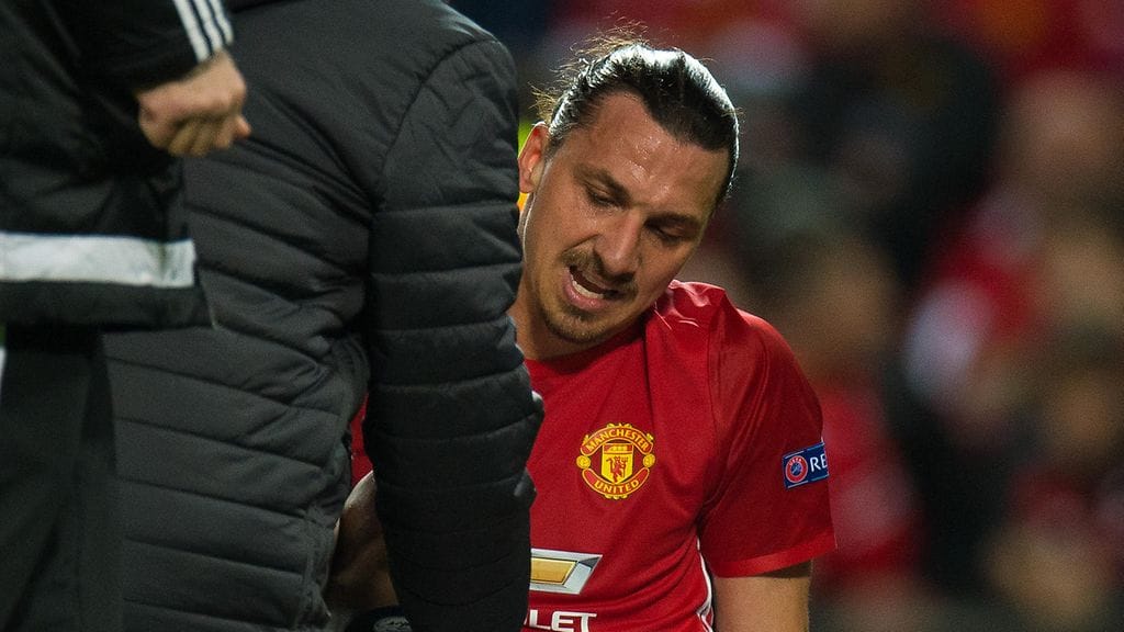 Zlatan Ibrahimovic loukkaantui huhtikuussa Eurooppa-liigan ottelussa Anderlechtiä vastaan.