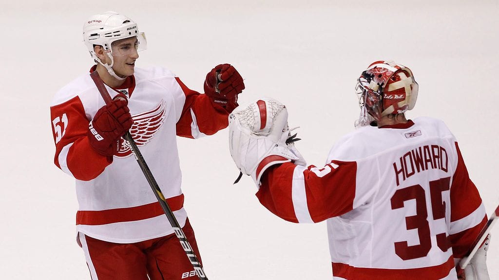 Valtteri Filppula ja Jimmy Howard vuonna 2011