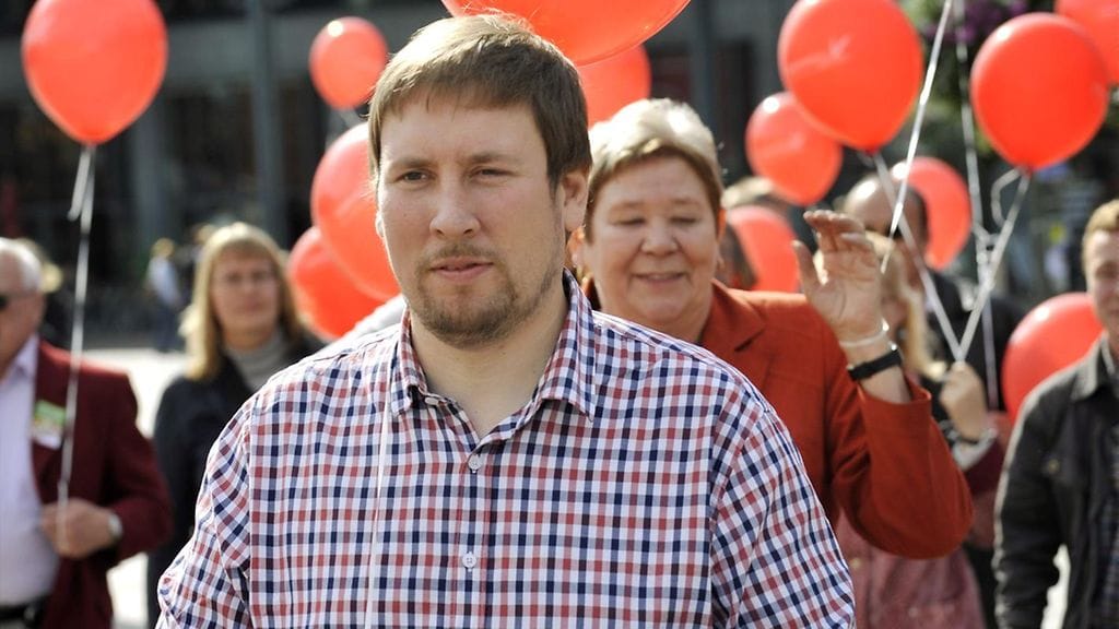 Vasemmistoliiton tuolloinen varapuheenjohtaja Paavo Arhinmäki ja Outi Ojala puolueen valtakunnallisessa  vaalistartissa Helsingissä 6. syyskuuta 2008.