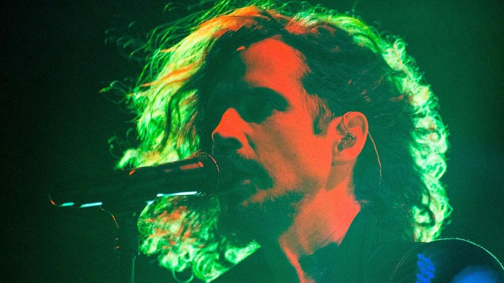 Chris Cornell kuvattuna esiintymässä 30. huhtikuuta 2017.