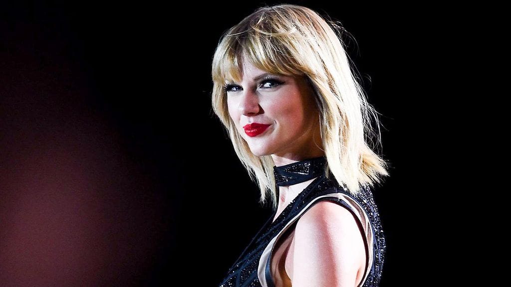 Taylor Swift lavalla vuonna 2016.