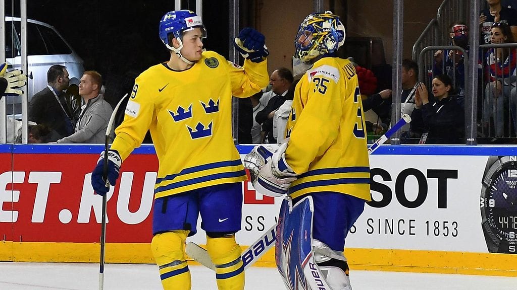 William Nylander (vas.) ja Henrik Lundqvist kuuluvat Ruotsin tähtikaartiin.