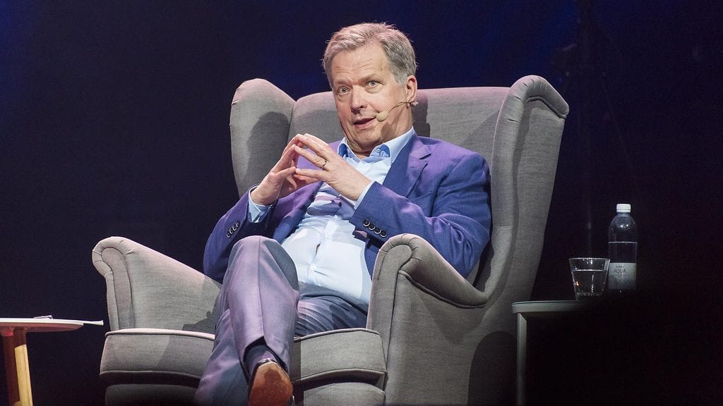 Tasavallan presidentti Sauli Niinistö Turun Kirkkopäivillä Turun Logomossa. Niinistö keskusteli emerituspiispa Eero Huovisen vieraana elämästä, Suomesta ja oikeudenmukaisuudesta.