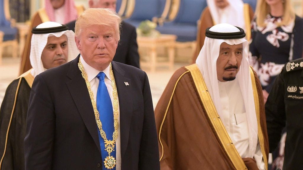 Yhdysvaltain presidentti Donald Trump ja Saudi-Arabian kuningas Salman eilen.