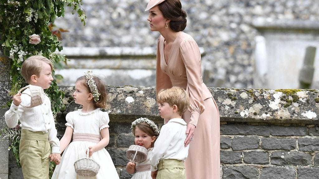 Pippa Middletonin häät George ja Charlotte sulhaspoikina ja morsiusneitoina 20.5.2017 9