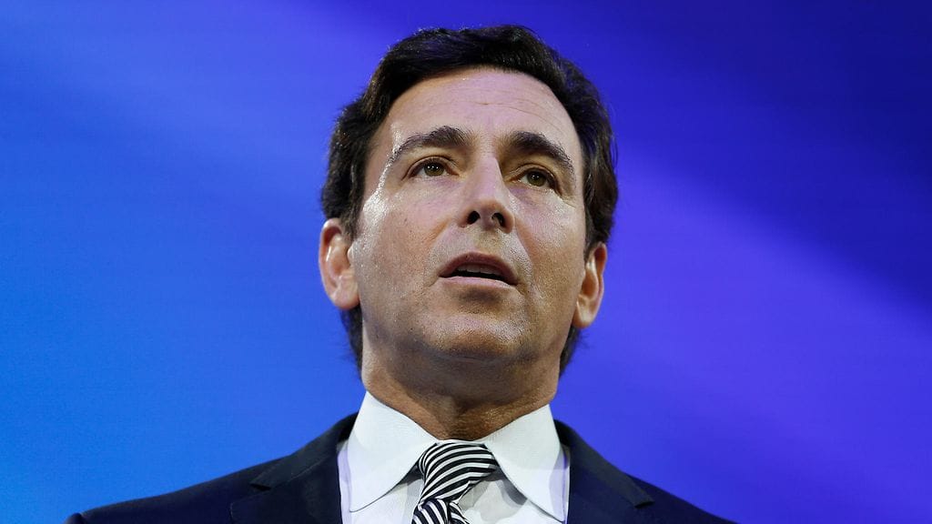 Mark Fields Pariisin autonäyttelyssä vuonna 2014.