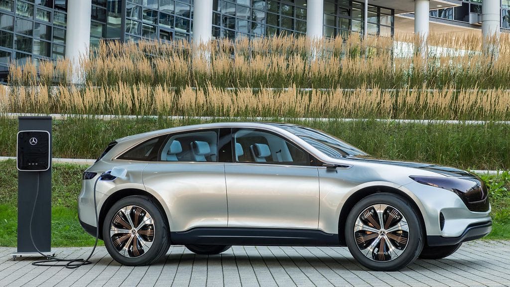 Mercedes-Benzin sähköautokonsepti EQ.