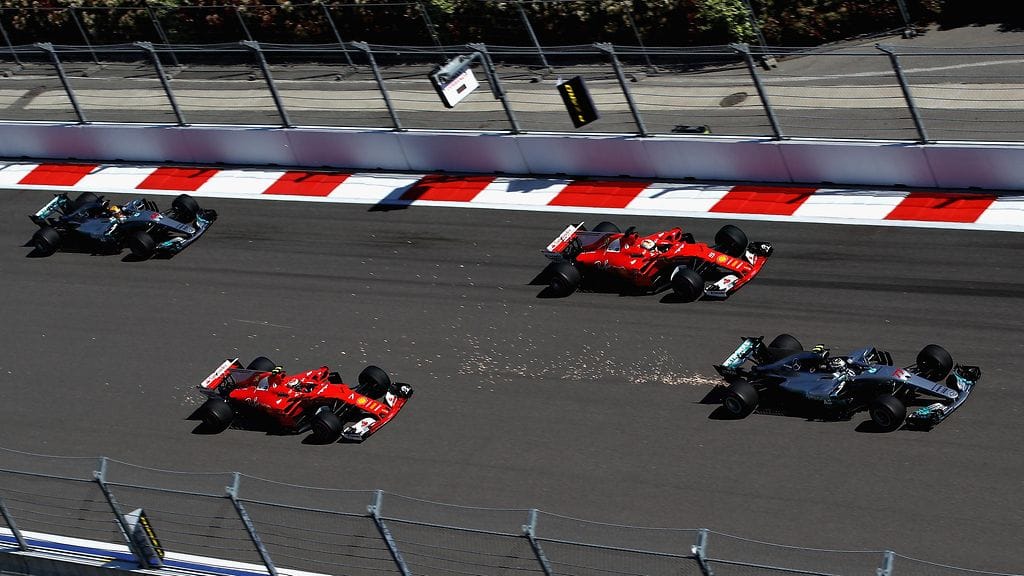 Valtteri Bottas rynnisti Venäjän GP:n voittoon loistavan startin turvin.