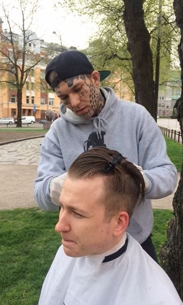 JoukothestreetBarber_kuva_1