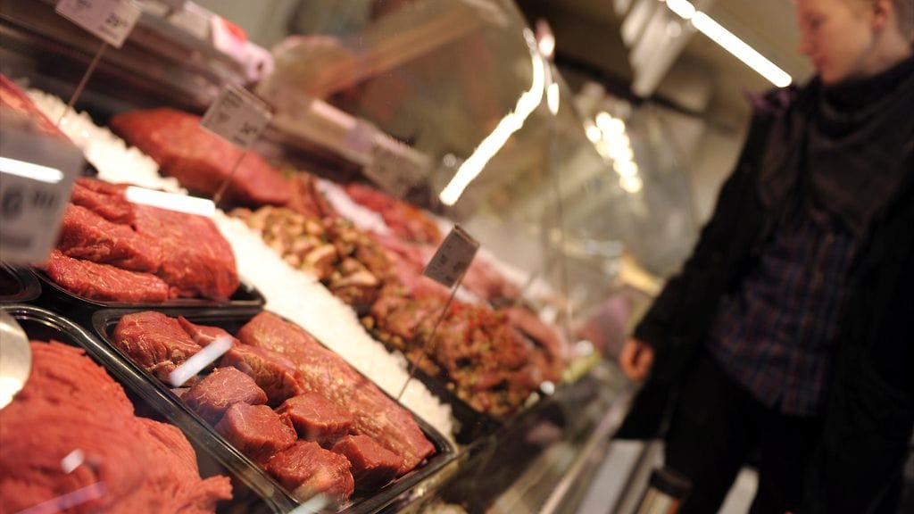 Punainen liha on epäterveellisempää kuin valkoinen.