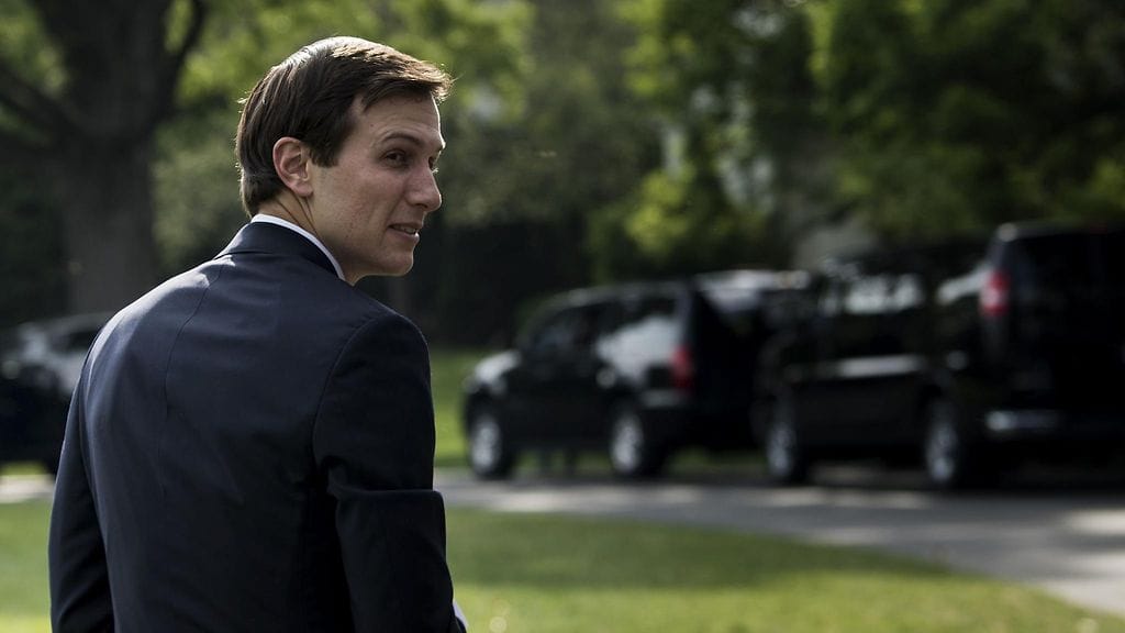 Jared Kushner on asianajajansa mukaan tarjoutunut kertomaan Yhdysvaltain kongressille tapaamisistaan venäläisdiplomaattien kanssa.