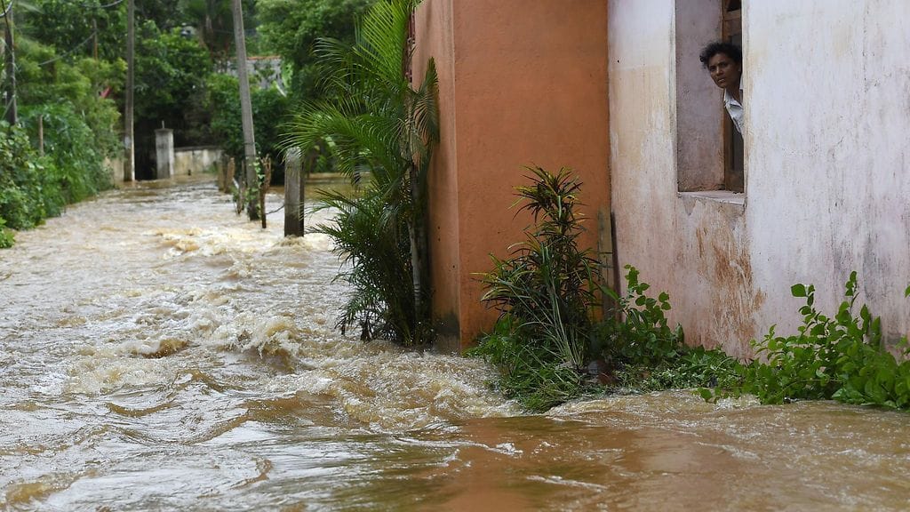 Monsuunisateet ovat aiheuttaneet pahoja tulvia Sri Lankassa.