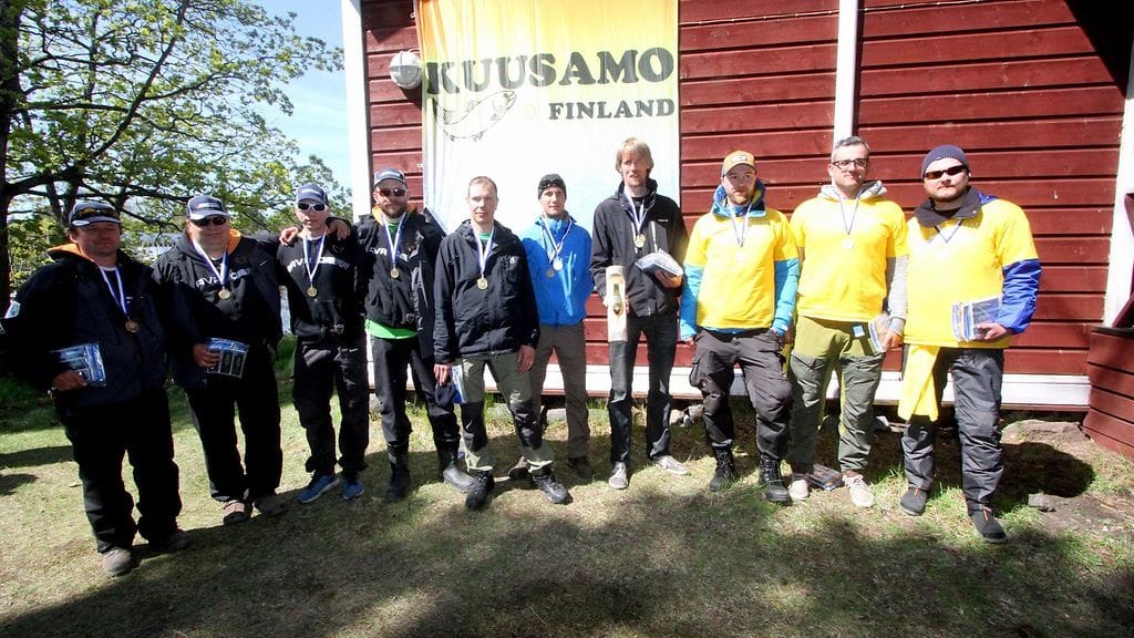 Kalamaratonin mitalikolmikko 2017: vasemmalta Species Fishing Team pronssia, mestari Symbioosin kalakerho ja AC Delirium hopeaa.