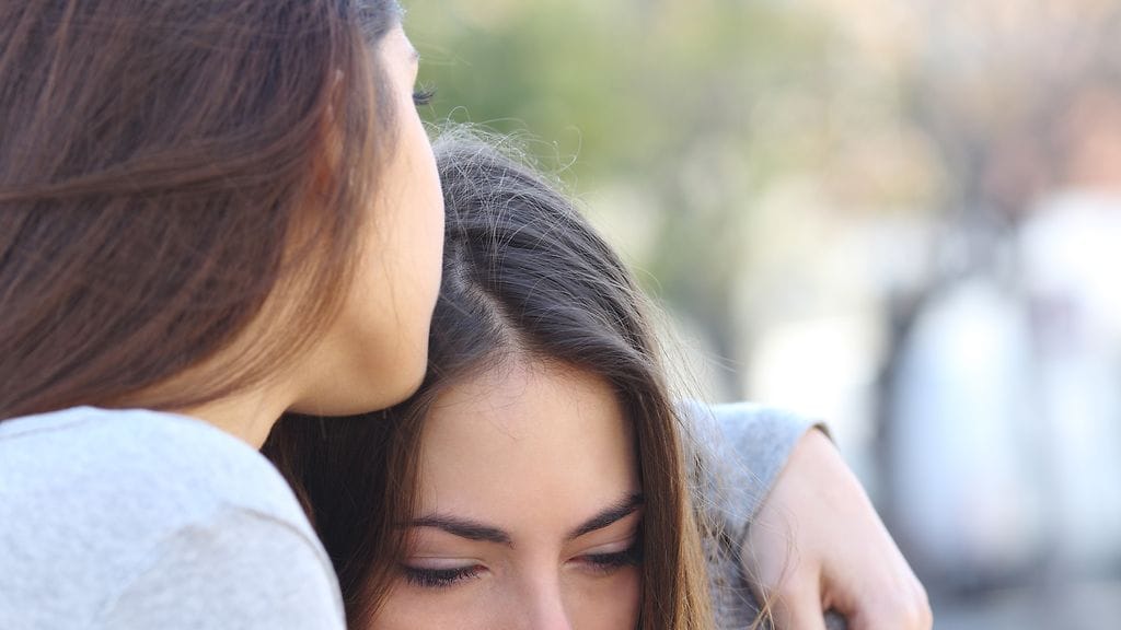 Aivojen opioidijärjestelmä auttaa toisten ihmisten tunteiden ja kokemusten ymmärtämisessä. Kuvituskuva.