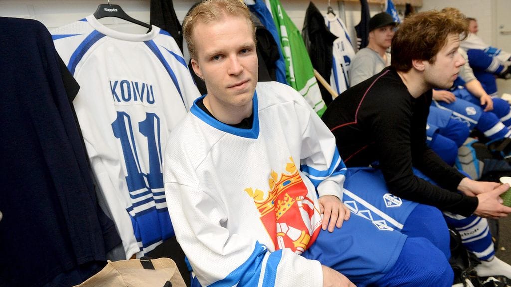 95-elokuvan kuvaukset 31.5.2017 Saku Koivu (Jon-Jon Geitel) 3