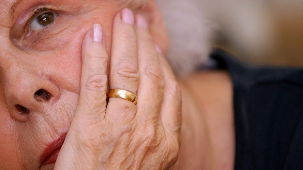 Insuliiniresistenssin on havaittu ennustavan kognitiivisten toimintojen heikkenemistä. Kuvituskuva.