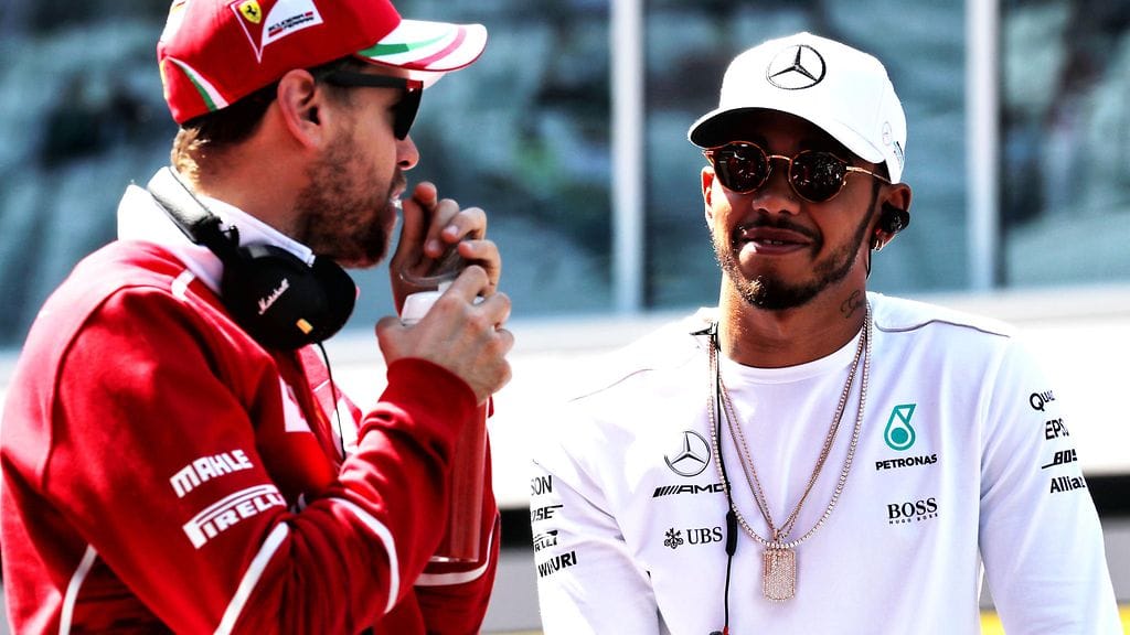 Sebastian Vettel ja Lewis Hamilton.