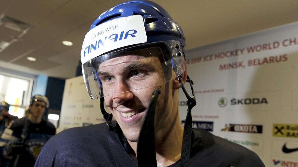 Keskushyökkääjä Jori Lehterä edustaa NHL-seura St. Bluesia.