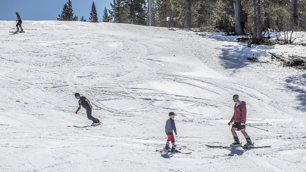 Laskettelijat Saariselällä 39584795