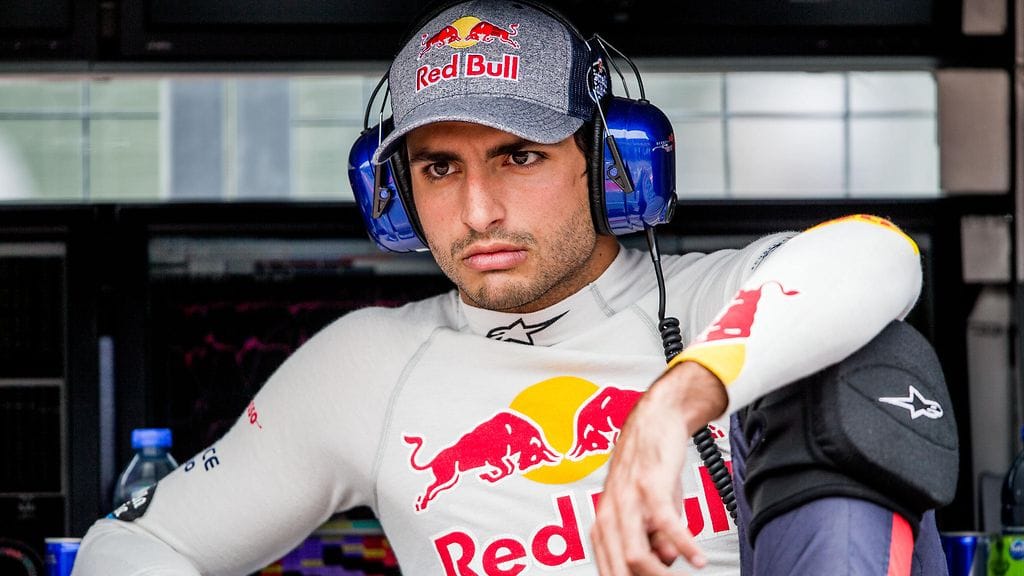 Carlos Sainzin siirto Renault'lle loksautti jälleen F1-kuskipalapeliä eteenpäin.