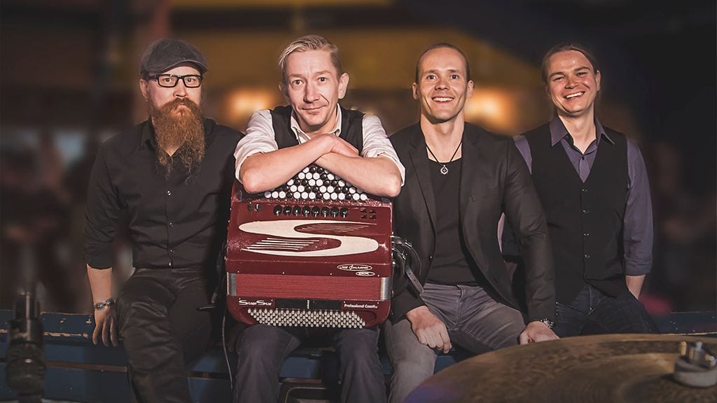 Yölintu vuosimallia 2017.